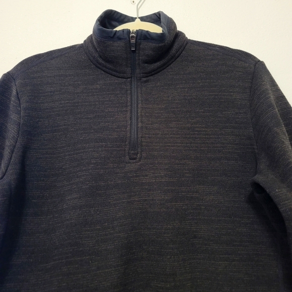 UNTUCKit Kezoh 1/4 Zip Pullover - Picture 4 of 10